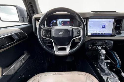 OXFORD WHITE 2023 Ford Bronco WILDTRAK