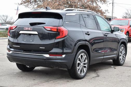 2021 GMC Terrain SLT
