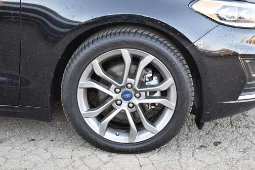 2020 Ford Fusion SEL