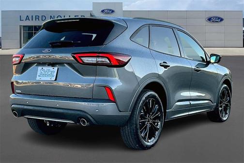 2026 Ford Escape ST-Line Elite