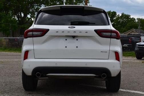 STAR WHITE METALLIC TRI-COA 2024 Ford Escape ST-LINE