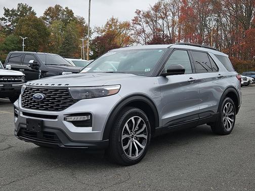 2022 Ford Explorer ST-LINE