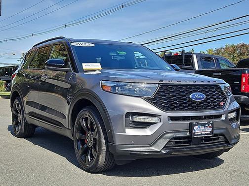 2022 Ford Explorer ST