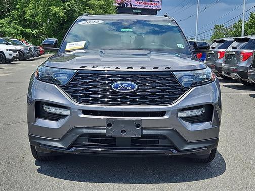 2022 Ford Explorer ST-LINE