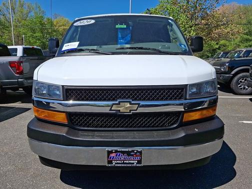2020 Chevrolet Express 2500 LT