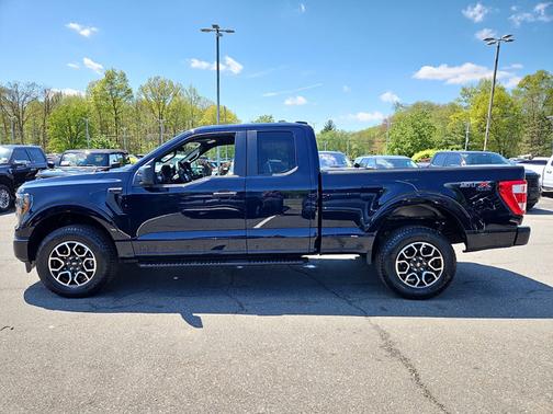 ANTIMATTER BLUE METALLIC 2023 Ford F-150 XL