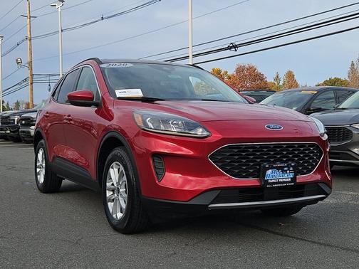 2020 Ford Escape SE