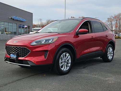 2020 Ford Escape SE