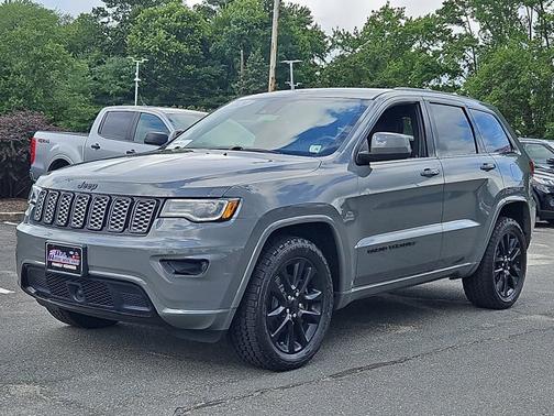 2021 Jeep Grand Cherokee LAREDO