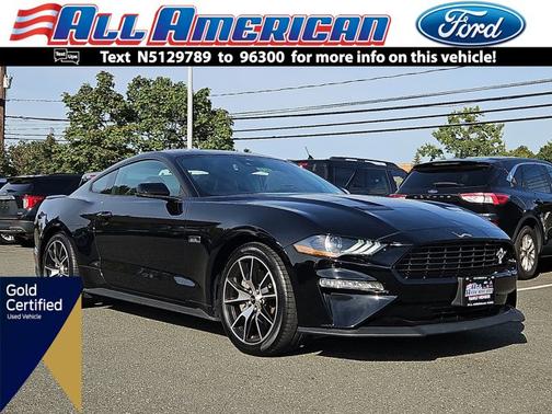 2022 Ford Mustang ECOBOOST PREMIUM