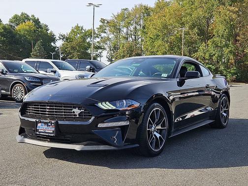 2022 Ford Mustang ECOBOOST PREMIUM