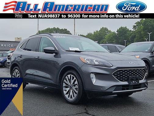 2022 Ford Escape TITANIUM