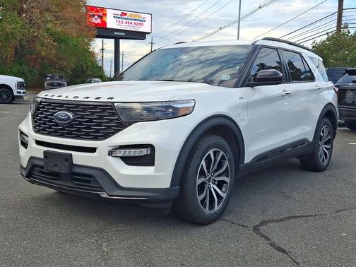2022 Ford Explorer ST-LINE