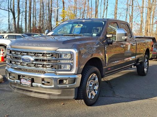 2023 Ford F-350 LARIAT SUPER DUTY