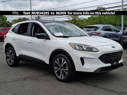 STAR WHITE METALLIC TRI-COA 2022 Ford Escape SE
