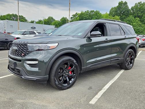 FORGED GREEN METALLIC 2024 Ford Explorer ST