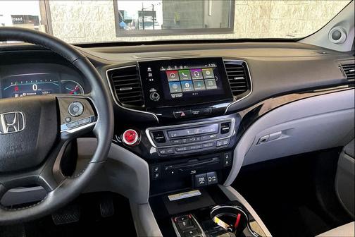 2022 Honda Pilot AWD Elite