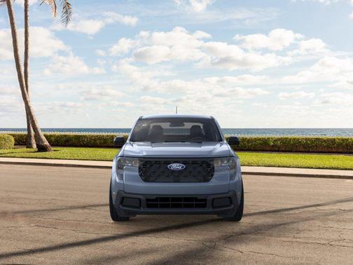 Azure Gray Metallic Tri-Coat 2026 Ford Maverick XLT