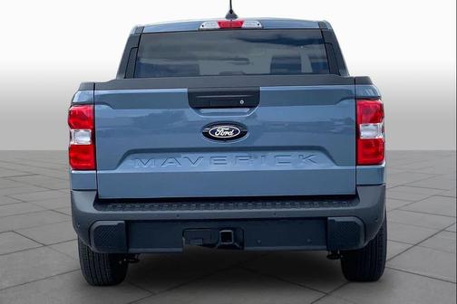 Azure Gray Metallic Tri-Coat 2026 Ford Maverick XLT