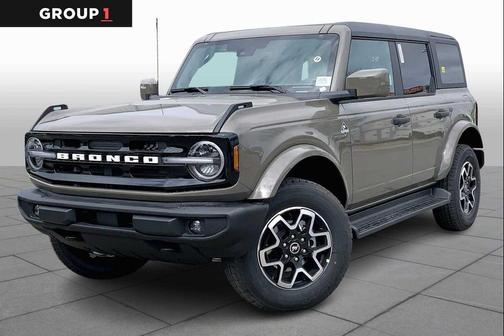 2026 Ford Bronco Outer Banks
