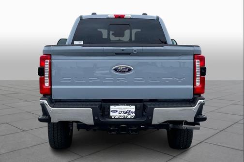 Glacier Gray Metallic Tri-Coat 2026 Ford F-350 Lariat