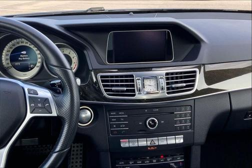 2016 Mercedes-Benz E-Class 4MATIC