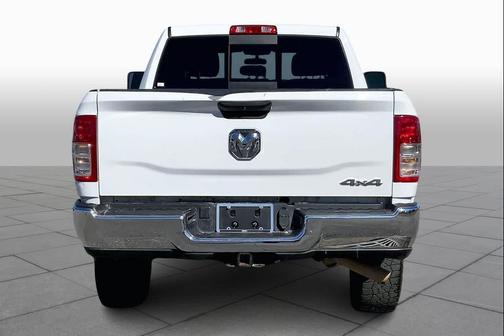 2024 RAM 2500 Tradesman Crew Cab 4x4 6'4' Box
