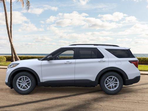 Space White Metallic 2026 Ford Explorer Active