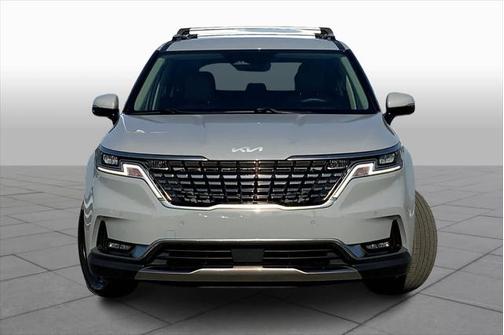 2023 Kia Carnival SX