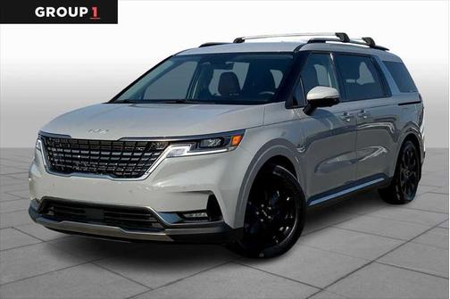 2023 Kia Carnival SX