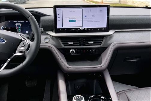 Space White Metallic 2026 Ford Explorer Platinum