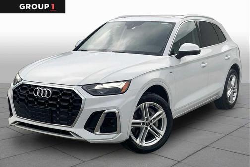 Glacier White Metallic 2021 Audi Q5 Premium Plus 55 TFSI e quattro S tronic