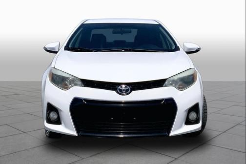 Super White 2015 Toyota Corolla S