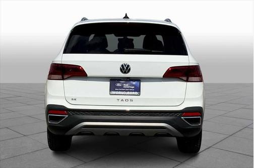 2024 Volkswagen Taos 1.5T SE
