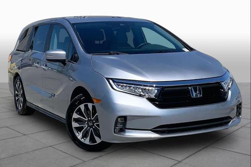 Lunar Silver Metallic 2024 Honda Odyssey EX-L