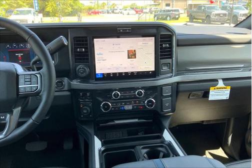 2025 Ford F-250 Platinum