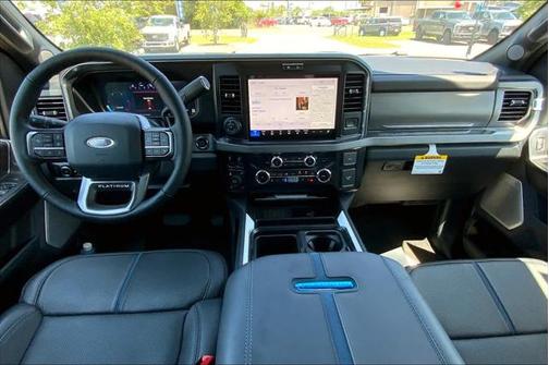 2025 Ford F-250 Platinum