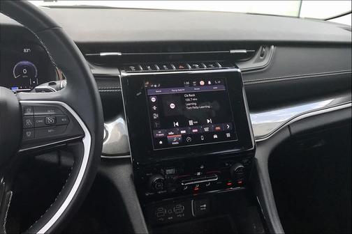 2021 Jeep Grand Cherokee L Laredo