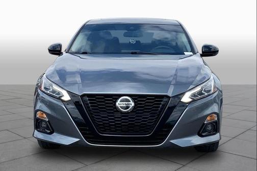 Gun Metallic 2022 Nissan Altima SR FWD