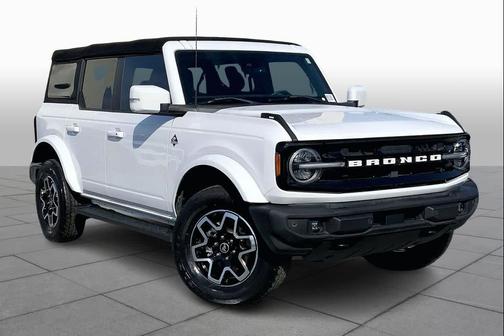 2022 Ford Bronco Outer Banks