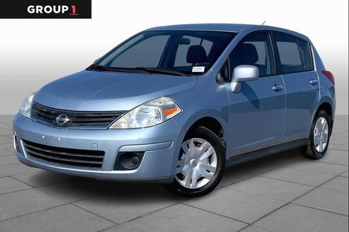 2010 Nissan Versa 1.8 S