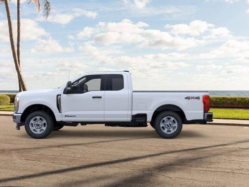 2026 Ford F-350 XLT