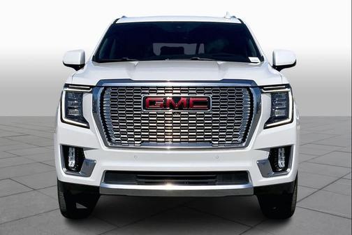 White Frost Tricoat 2021 GMC Yukon Denali