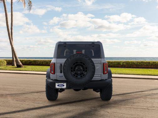 Avalanche Gray 2026 Ford Bronco Badlands