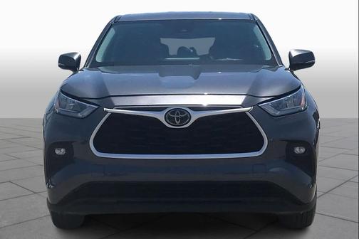 Magnetic Gray Metallic 2020 Toyota Highlander LE