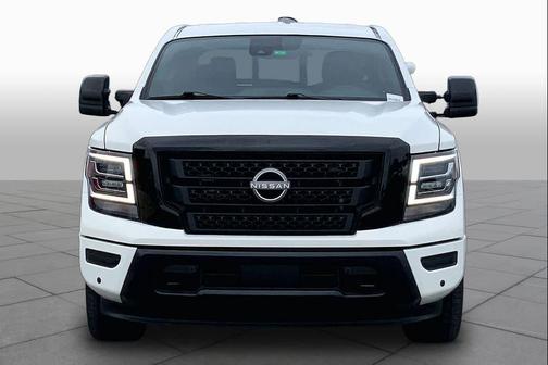 Glacier White 2024 Nissan Titan SV