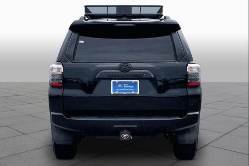 Midnight Black Metallic 2019 Toyota 4Runner SR5