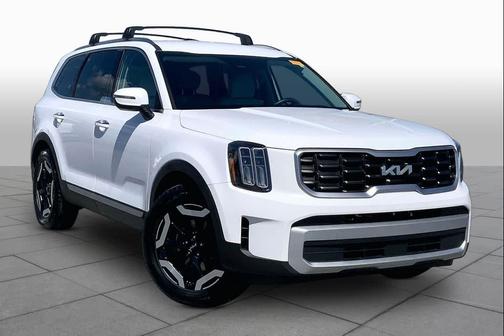 Glacial White Pearl 2024 Kia Telluride S