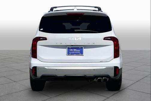 Glacial White Pearl 2024 Kia Telluride S