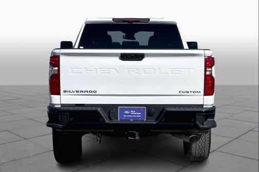 2024 Chevrolet Silverado 2500 Custom